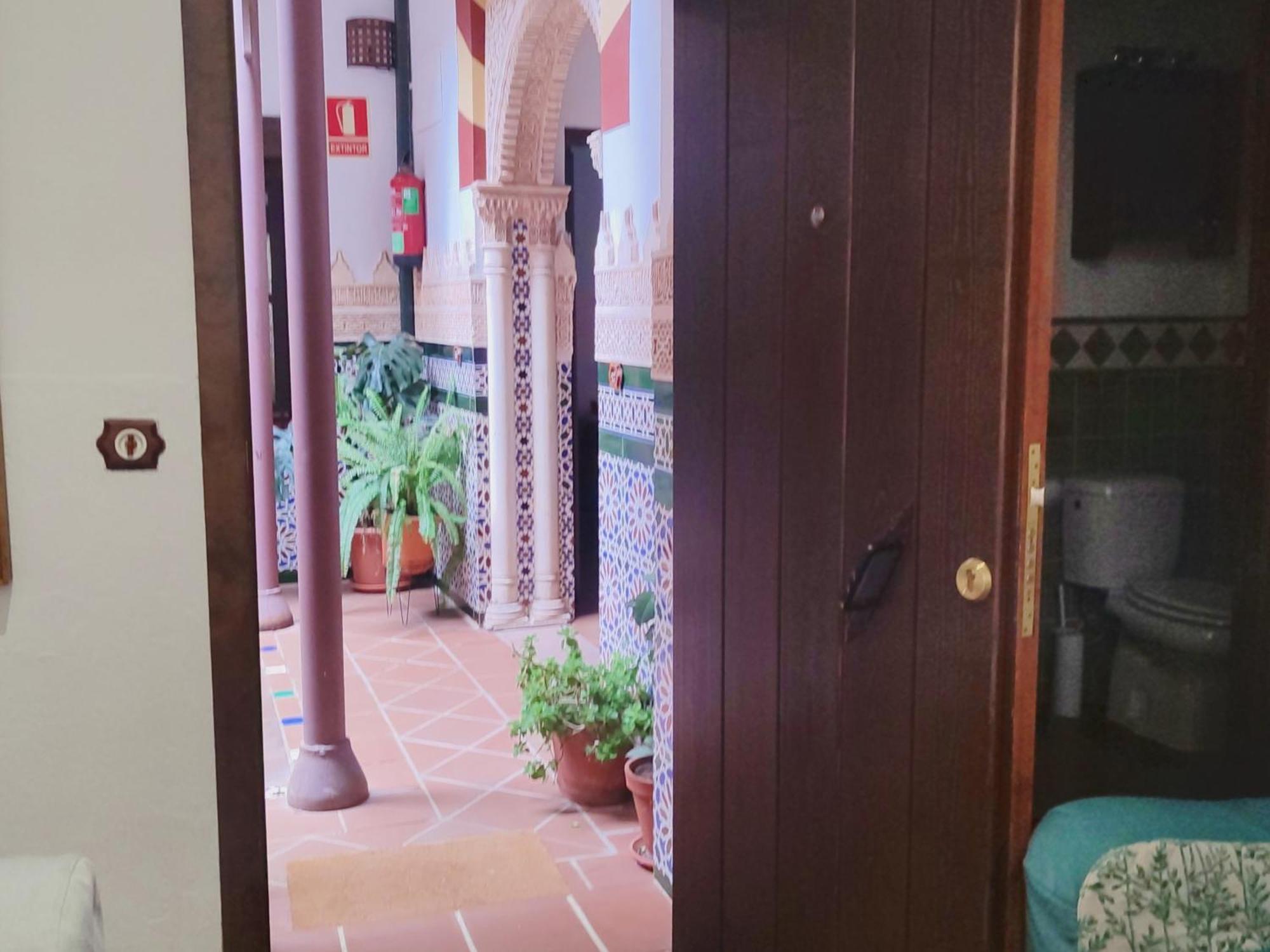 Horno24, Alojamiento Con Patio Andaluz, Tipico De 科爾多瓦 外观 照片